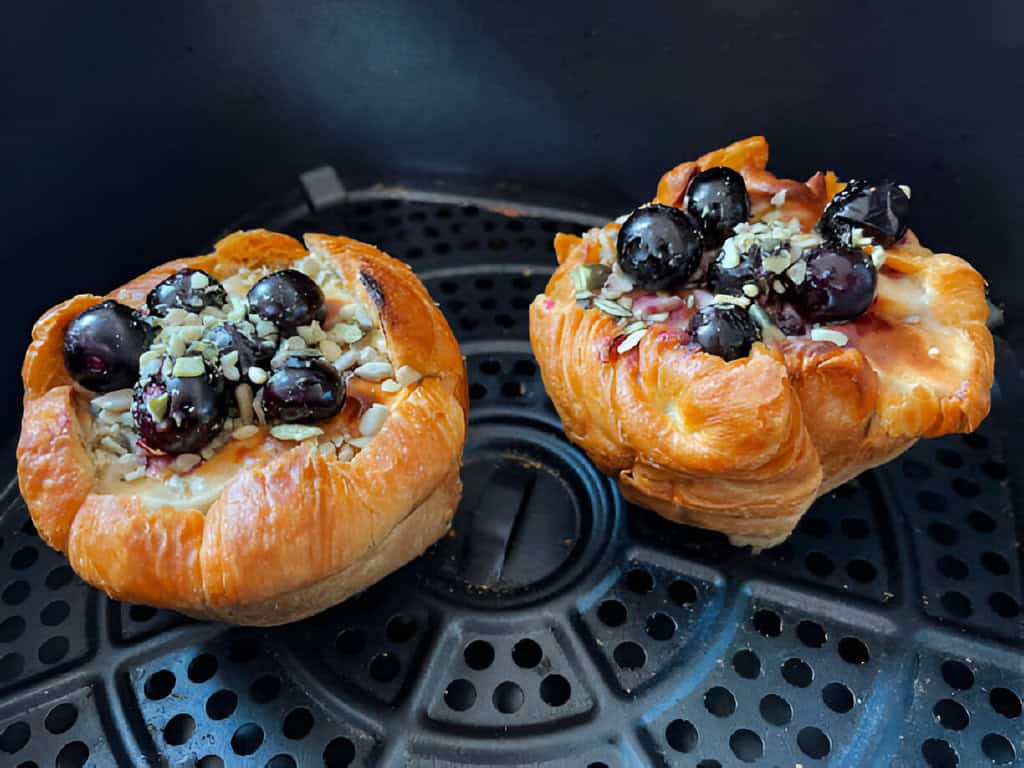 blueberry croissant cheesecakes baked in air fryer